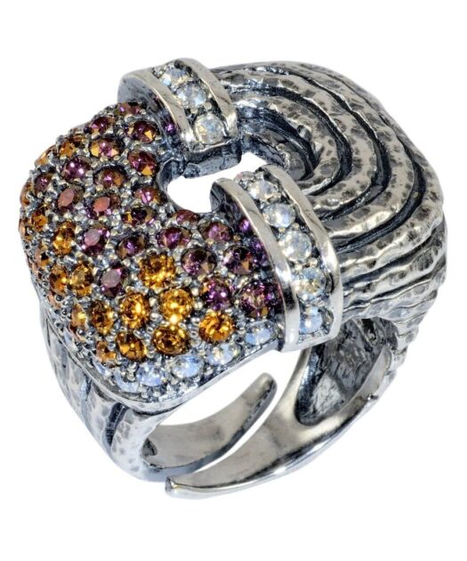 Anillo de plata grande con baño de rodio y cristales de colores