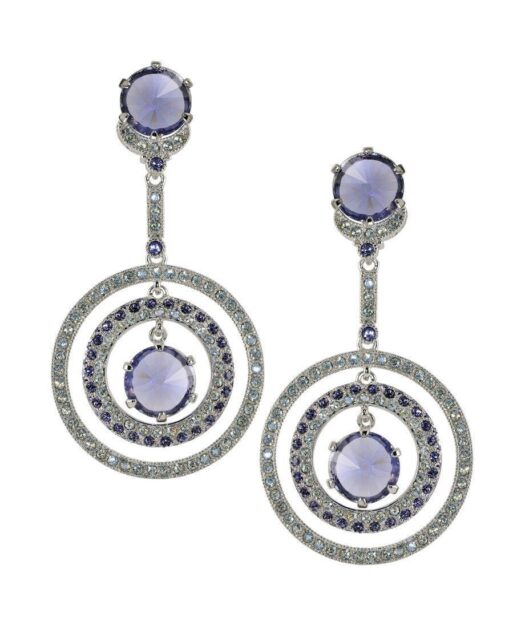 Pendientes largos circulares de color blanco fabricados en plata de ley rodinada