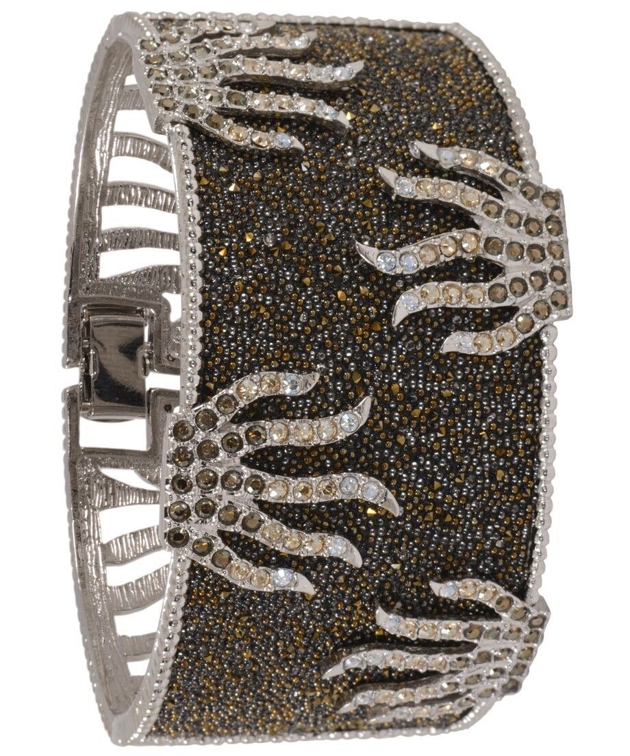 Brazalete ancho de plata con pavé Swarovski y un baño de rodio Brazalete ancho de plata con pavé Swarovski y un baño de rodio