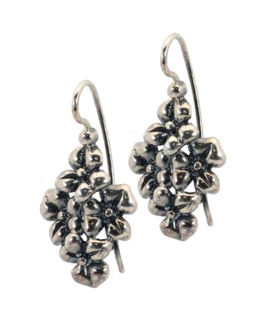 Pendientes flores de gancho en plata de ley con baño de rodio