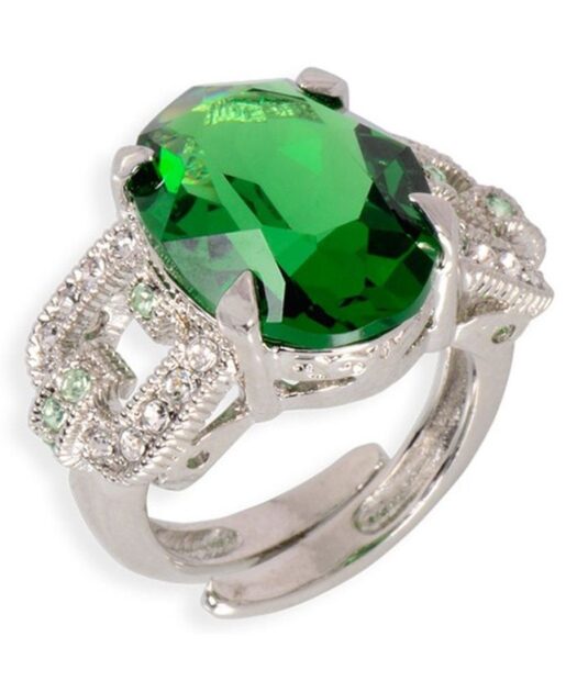 Anillo tipo esmeralda fabricado en plata de primera ley