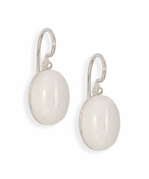 Pendientes gancho ovalados de jade blanco fabricados en plata de ley rodinada