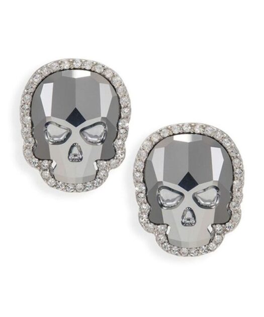 Pendientes de color gris con forma de calavera