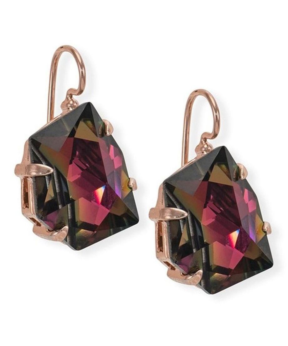 Pendientes de gancho ciclón con cristales Swarovski burdeos de plata de ley bañada en oro rosa. Hechos en España de manera artesanal. Pendientes de gancho ciclón con cristales Swarovski burdeos de plata de ley bañada en oro rosa.