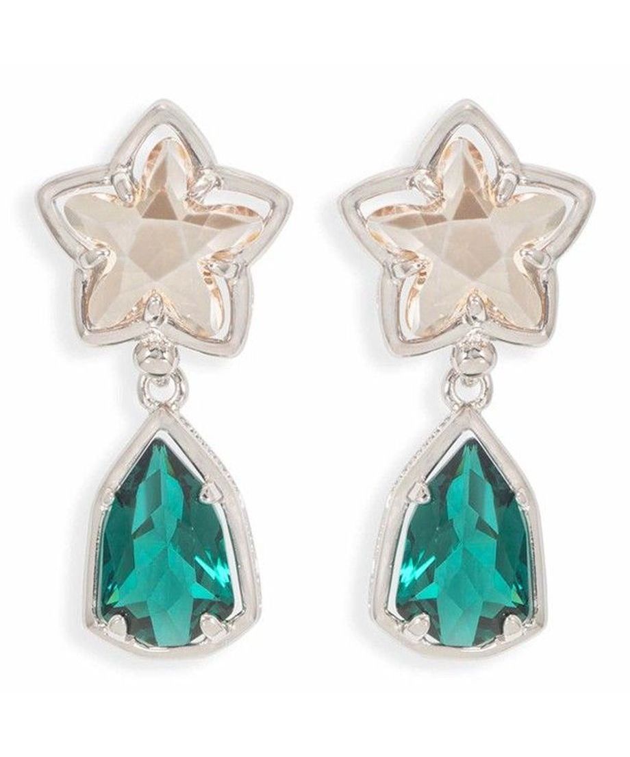 Pendientes verdes y fumé con una estrella de plata de primera ley bañada en rodio. Pendientes verdes y fumé con una estrella