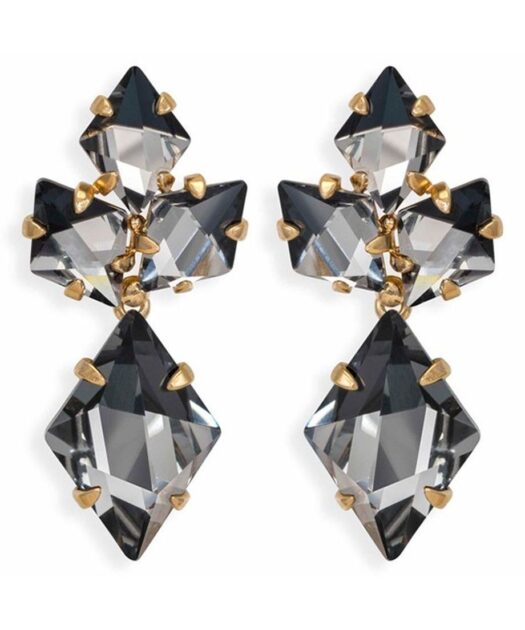 Pendientes largos ciclón con un baño de oro y cristales Swarovski negros. Fabricados en plata de ley por nuestro maestros joyeros.