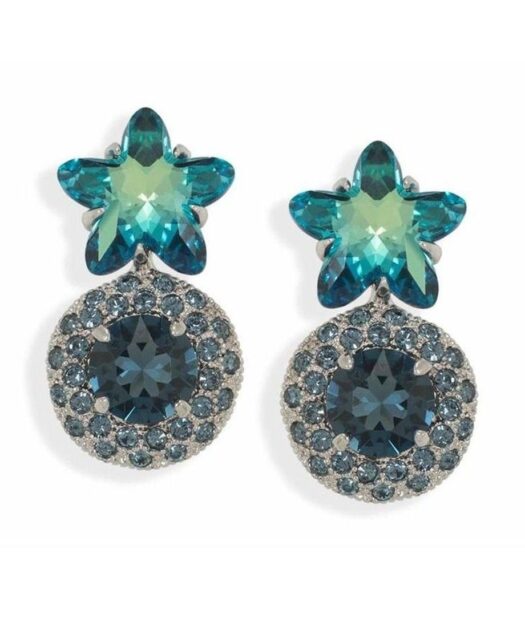 Pendientes verdes y azules con estrellas de plata de ley con un baño de rodio.